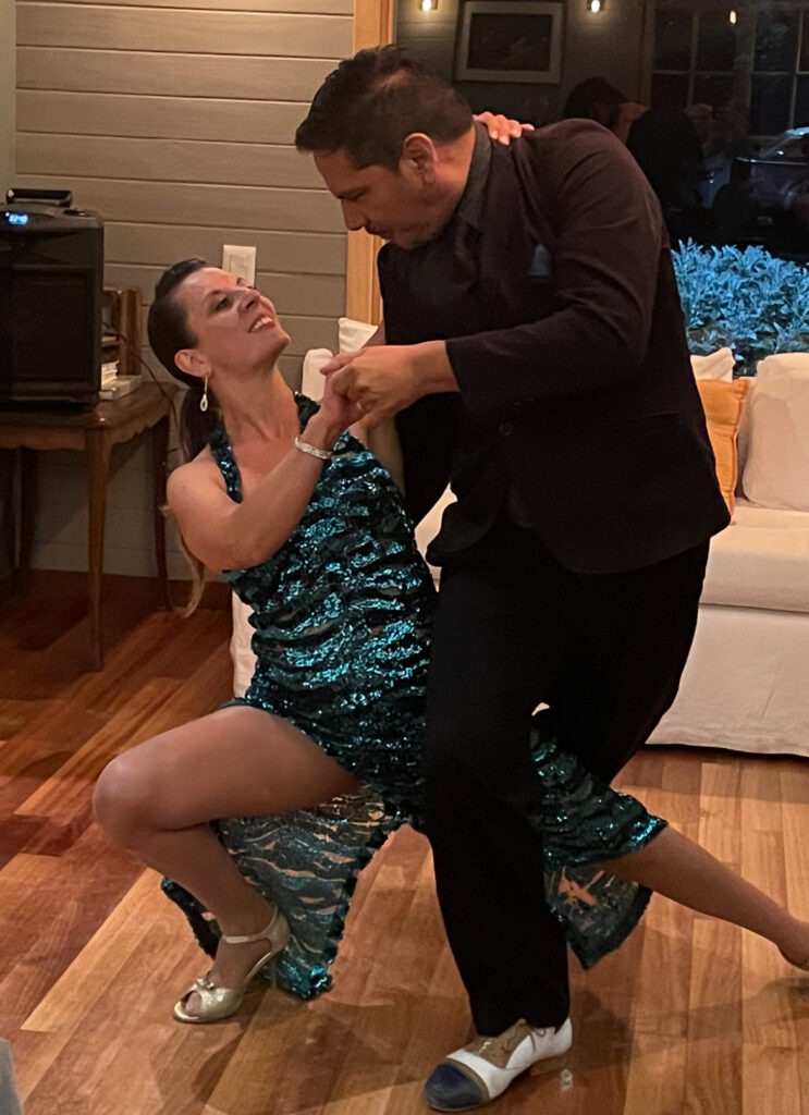 tango couple